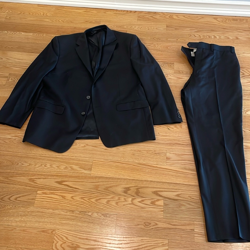 Men’s Ralph Lauren suit Black